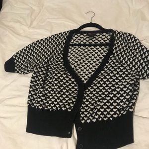 Black and white heart print cropped sweater